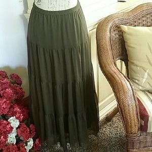 Linea, olive green skirt size LG
